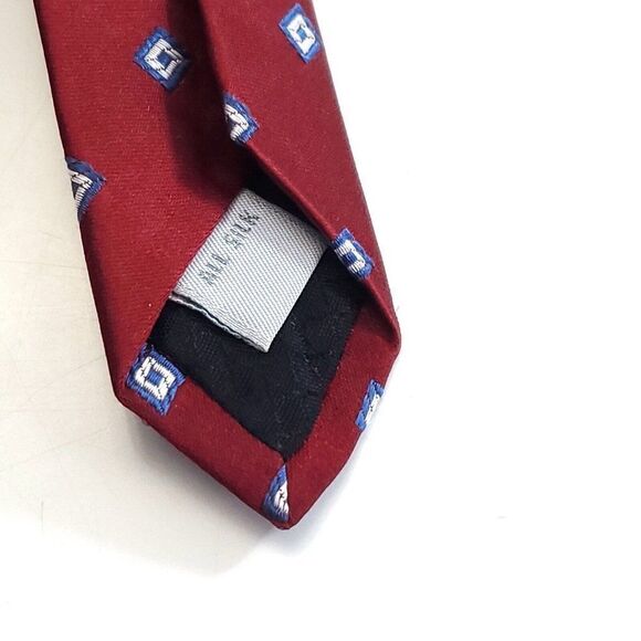 Van Heusen Red Geometric Woven Wide Silk Tie - Picture 4 of 6
